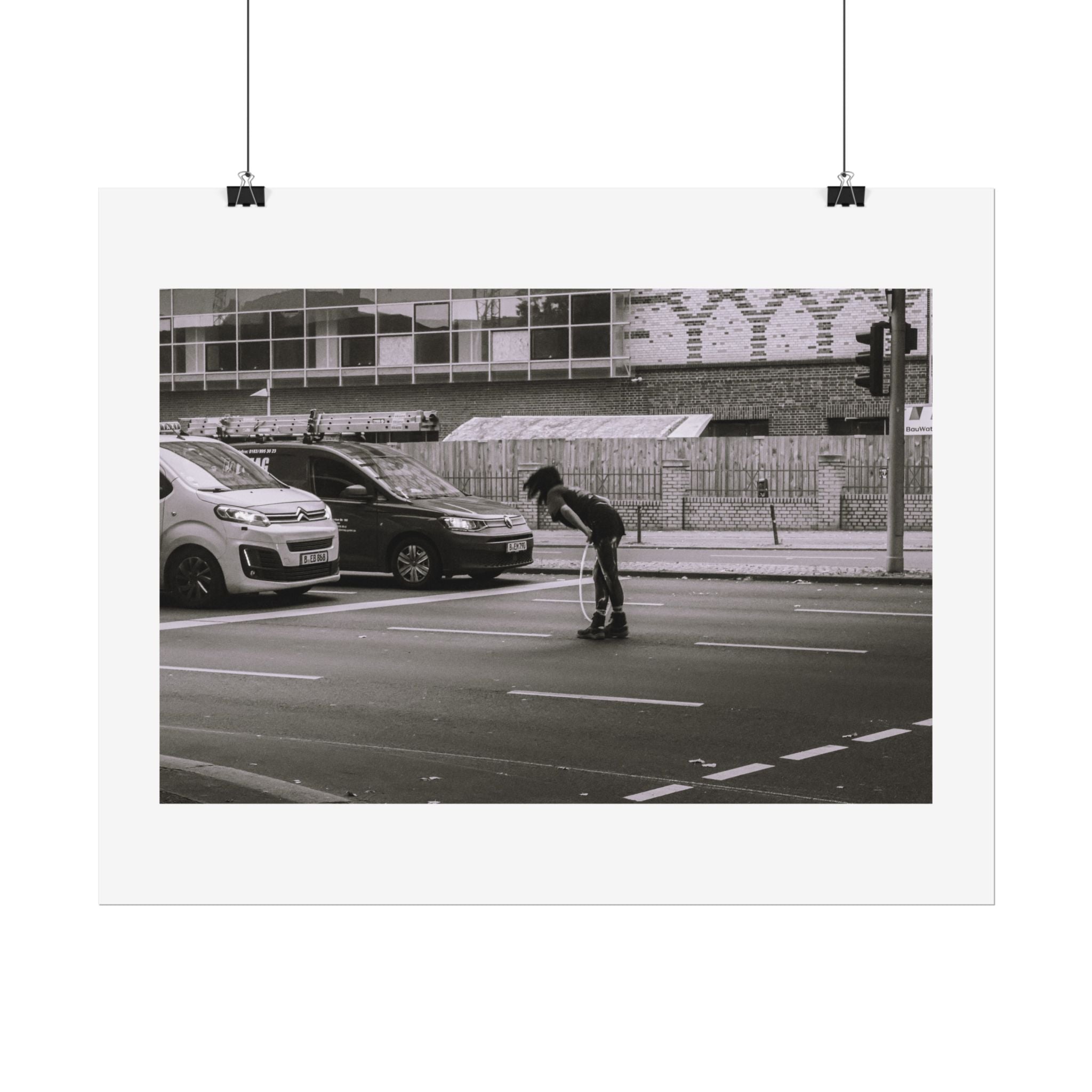 "GIRL WITH A HOOLA HOOP" PRINT WITH PASSEPARTOUT